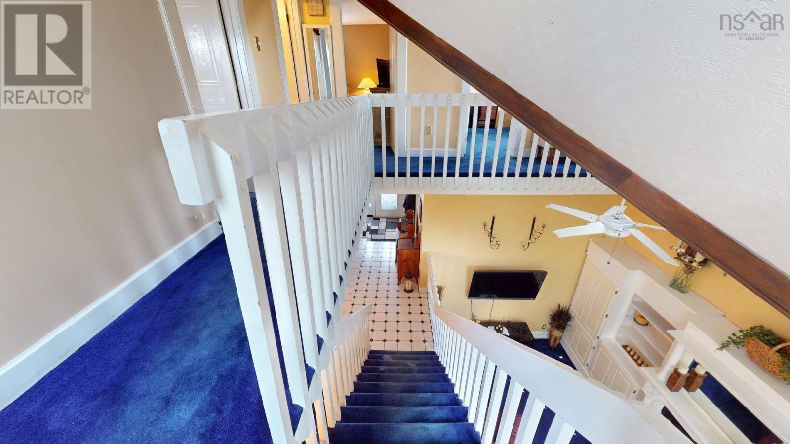8 Glen Manor Drive - 31