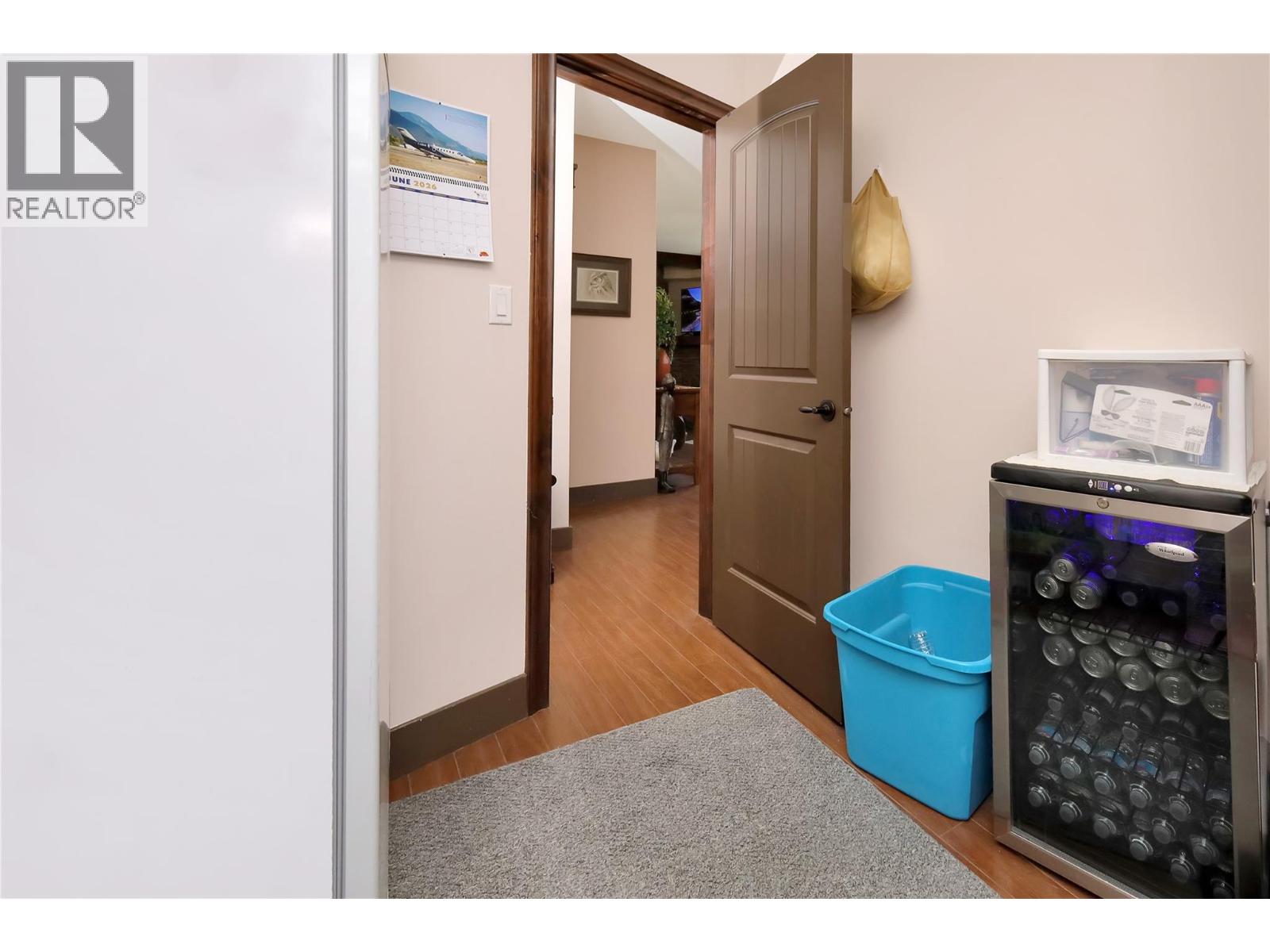 #1106 7495 COLUMBIA Avenue - 43