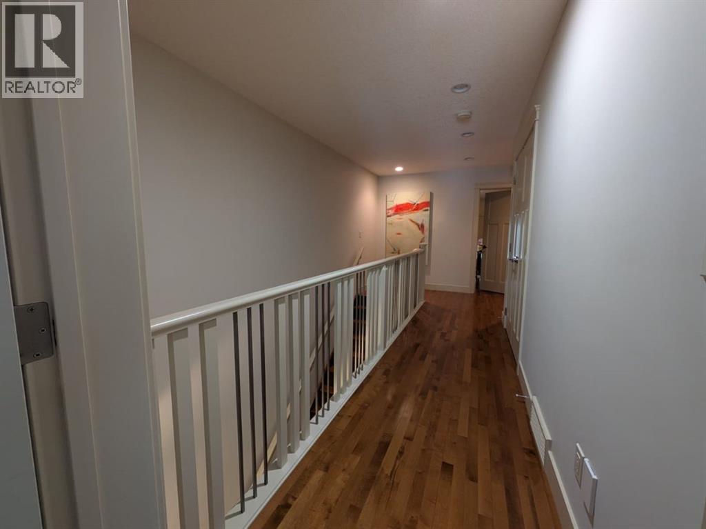 2104 23 Avenue NW - 18