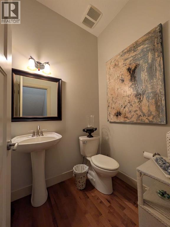 2104 23 Avenue NW - 13
