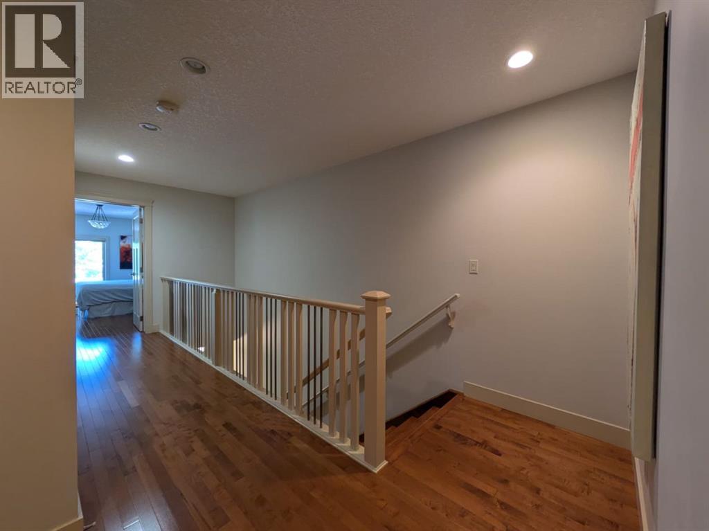 2104 23 Avenue NW - Image 17