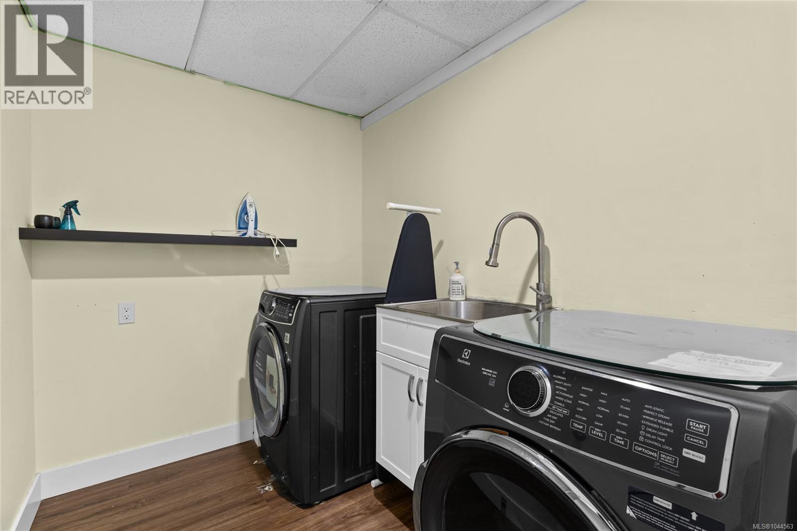 1039 Haslam Ave - 24