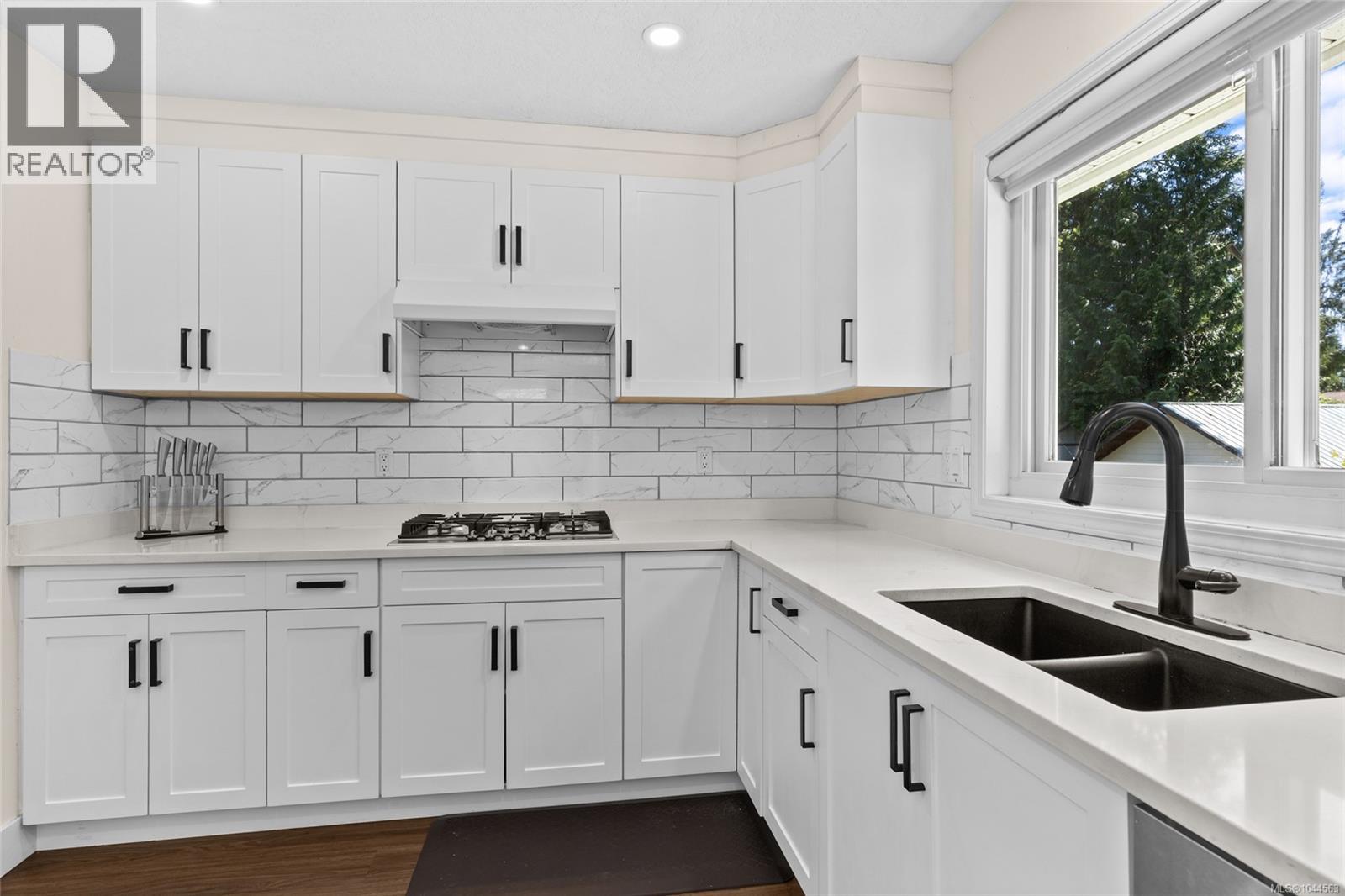 1039 Haslam Ave - 3