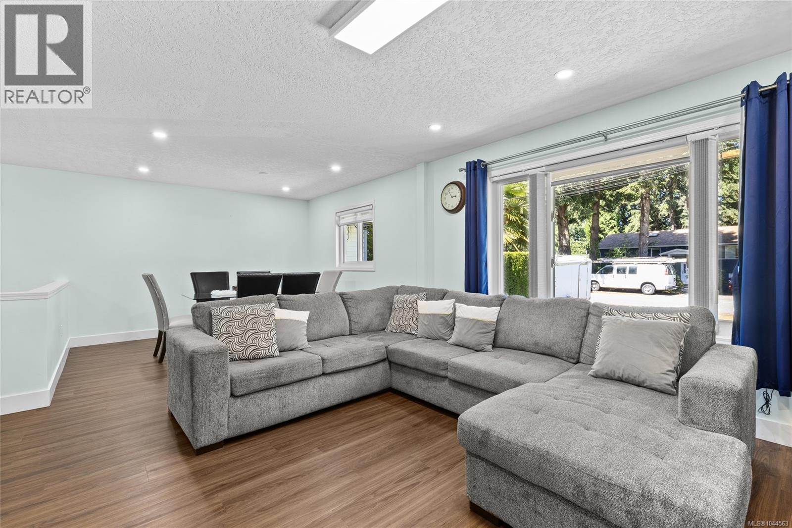 1039 Haslam Ave - 8