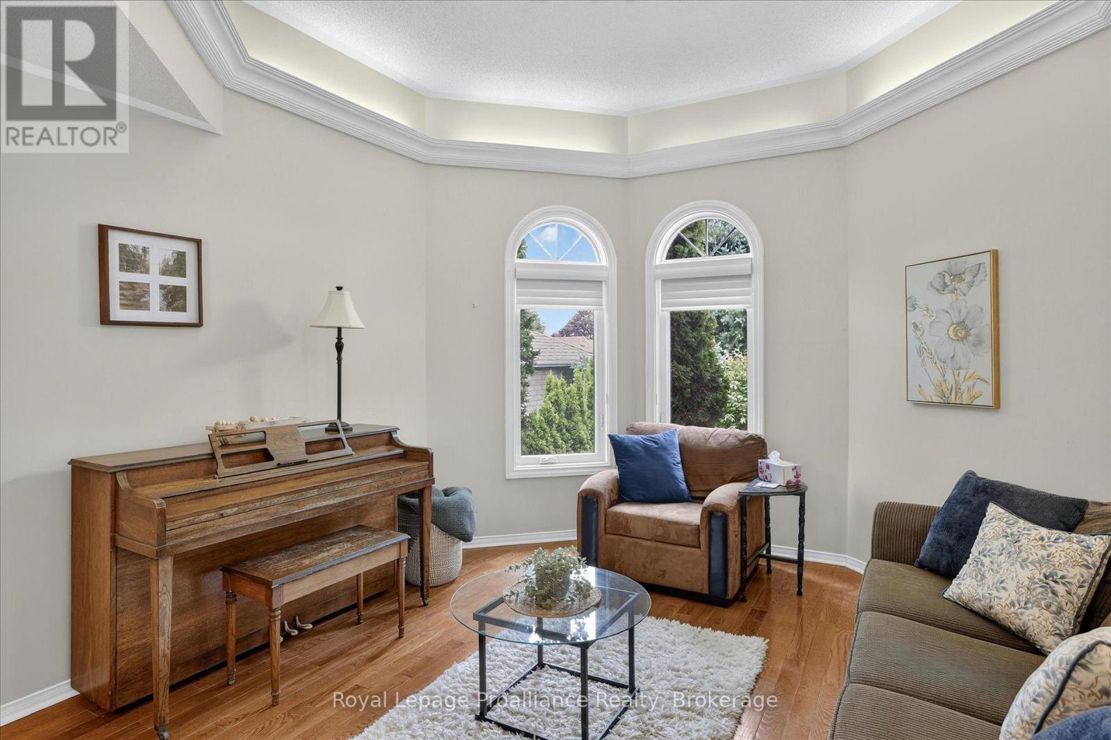 1423 GLENFOREST CRESCENT - 10