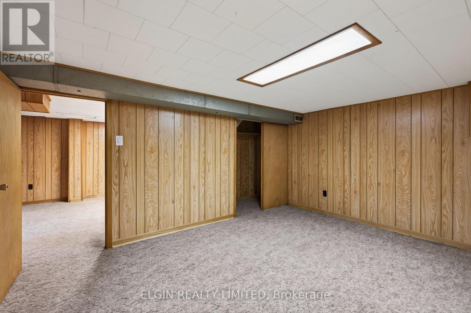 90 DUNKIRK DRIVE - 19
