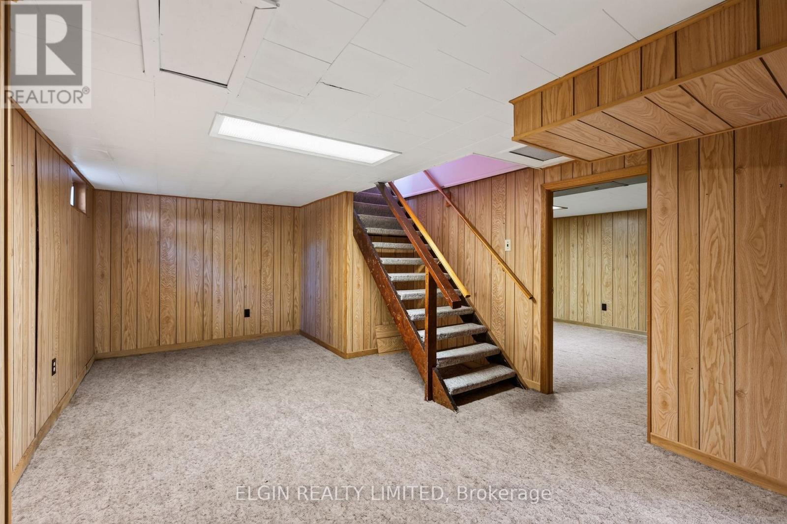 90 DUNKIRK DRIVE - 20
