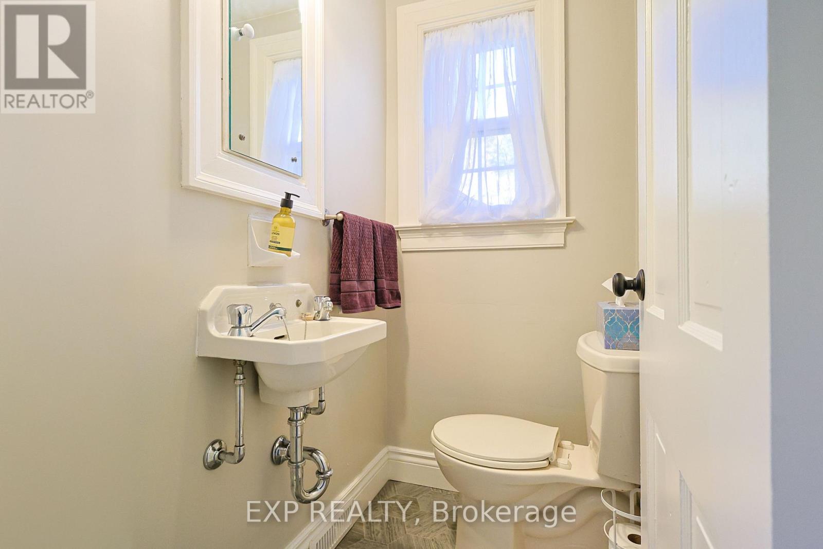 77 GLENRIDGE AVENUE - 17