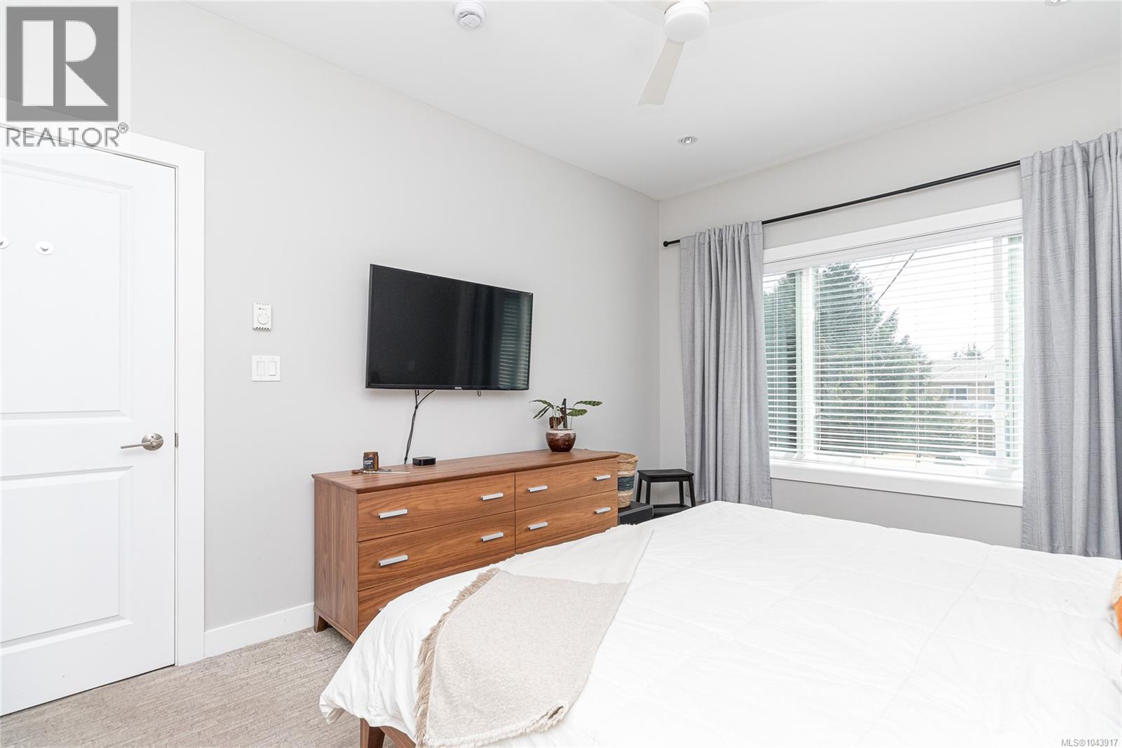 924 Snowdrop Ave - 16