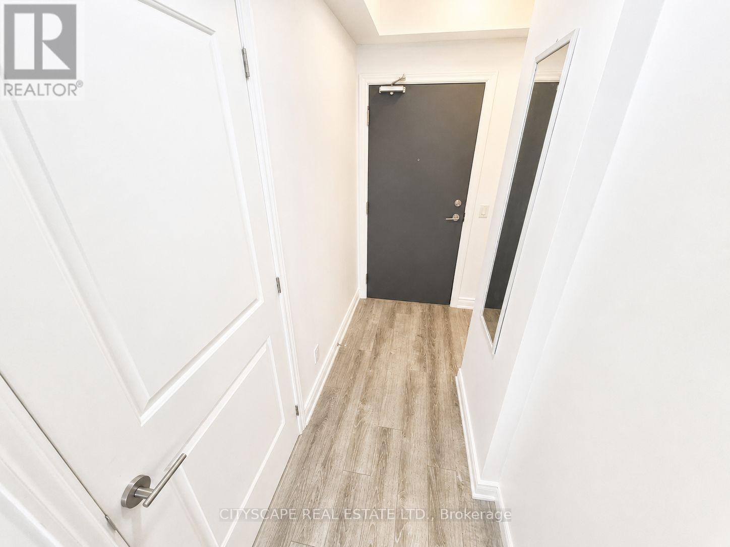 #1003 9618 YONGE STREET - 2