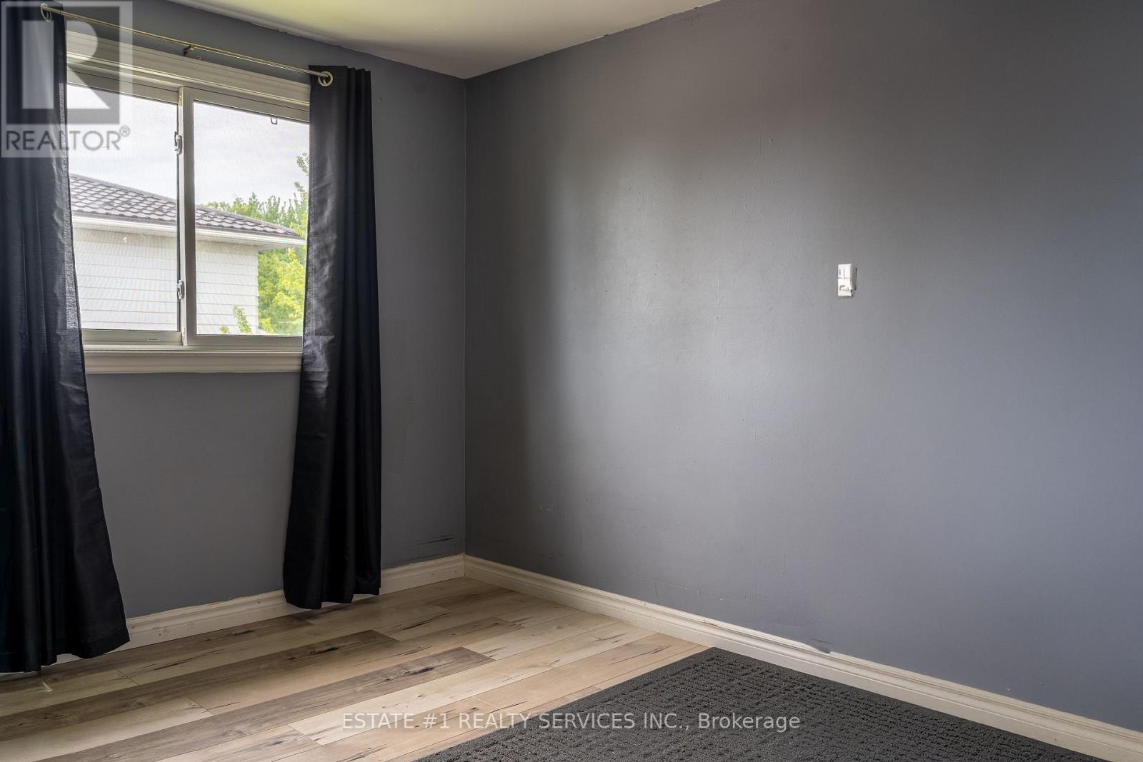 43 DYER STREET - 16