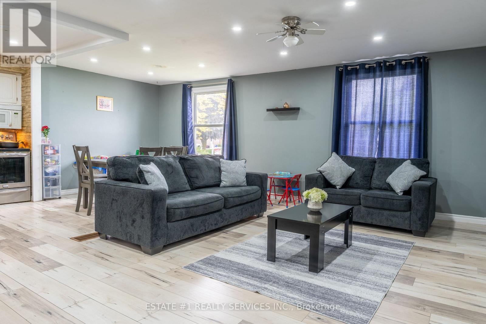 43 DYER STREET - 6