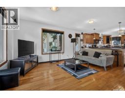 Family room - 1105 Hochelaga Street W, Moose Jaw, SK S6H2J3 Photo 7