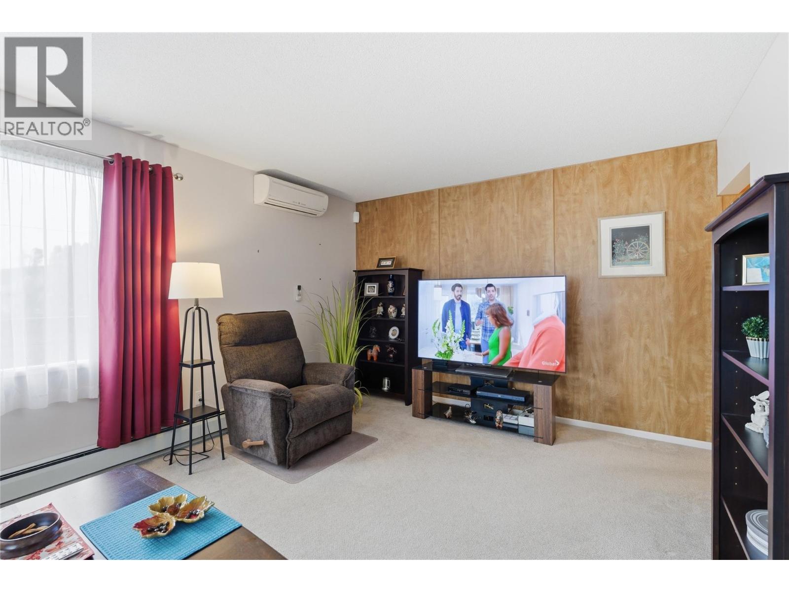 2102 CLAPPERTON Avenue - 35