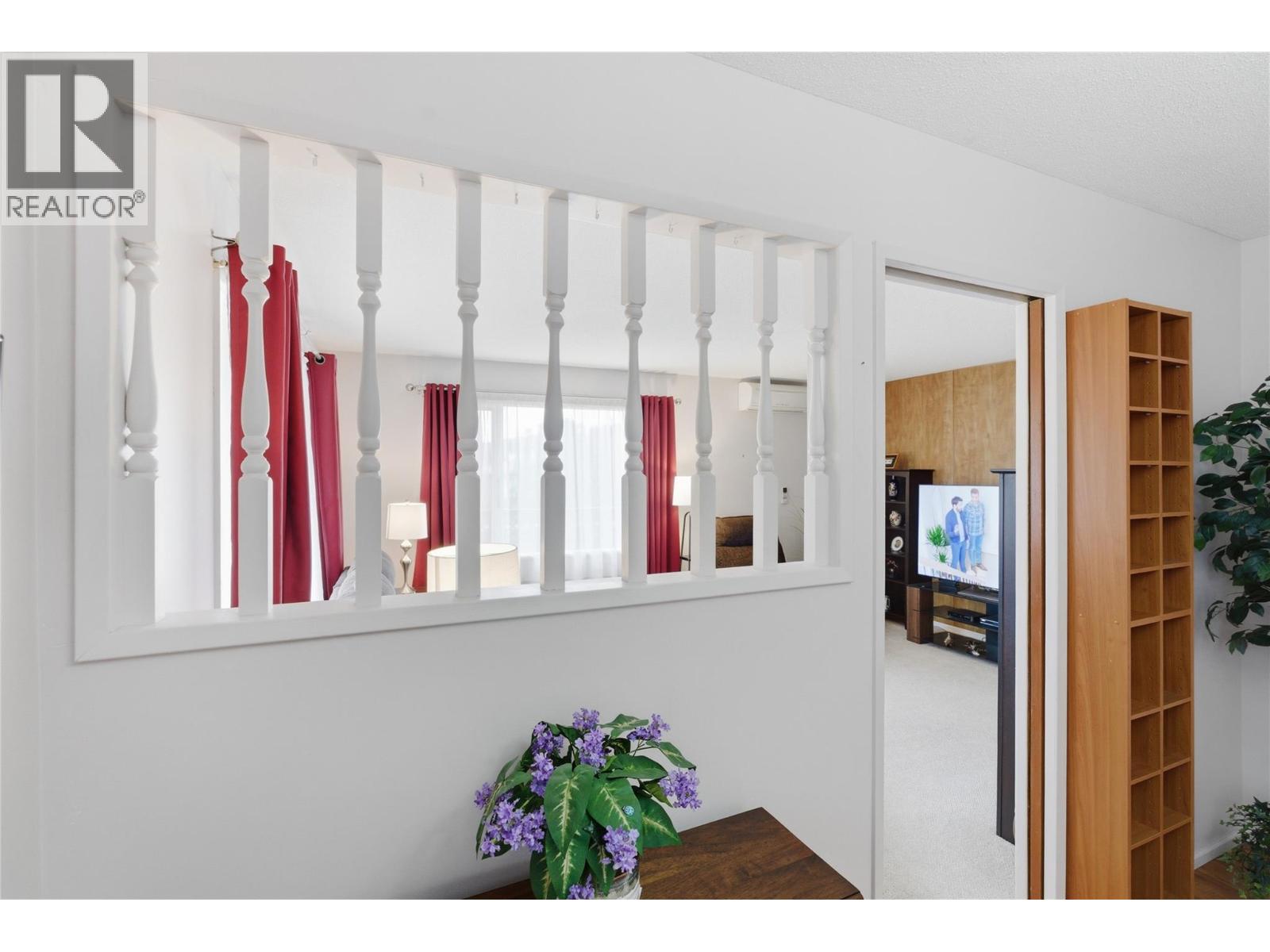 2102 CLAPPERTON Avenue - 29