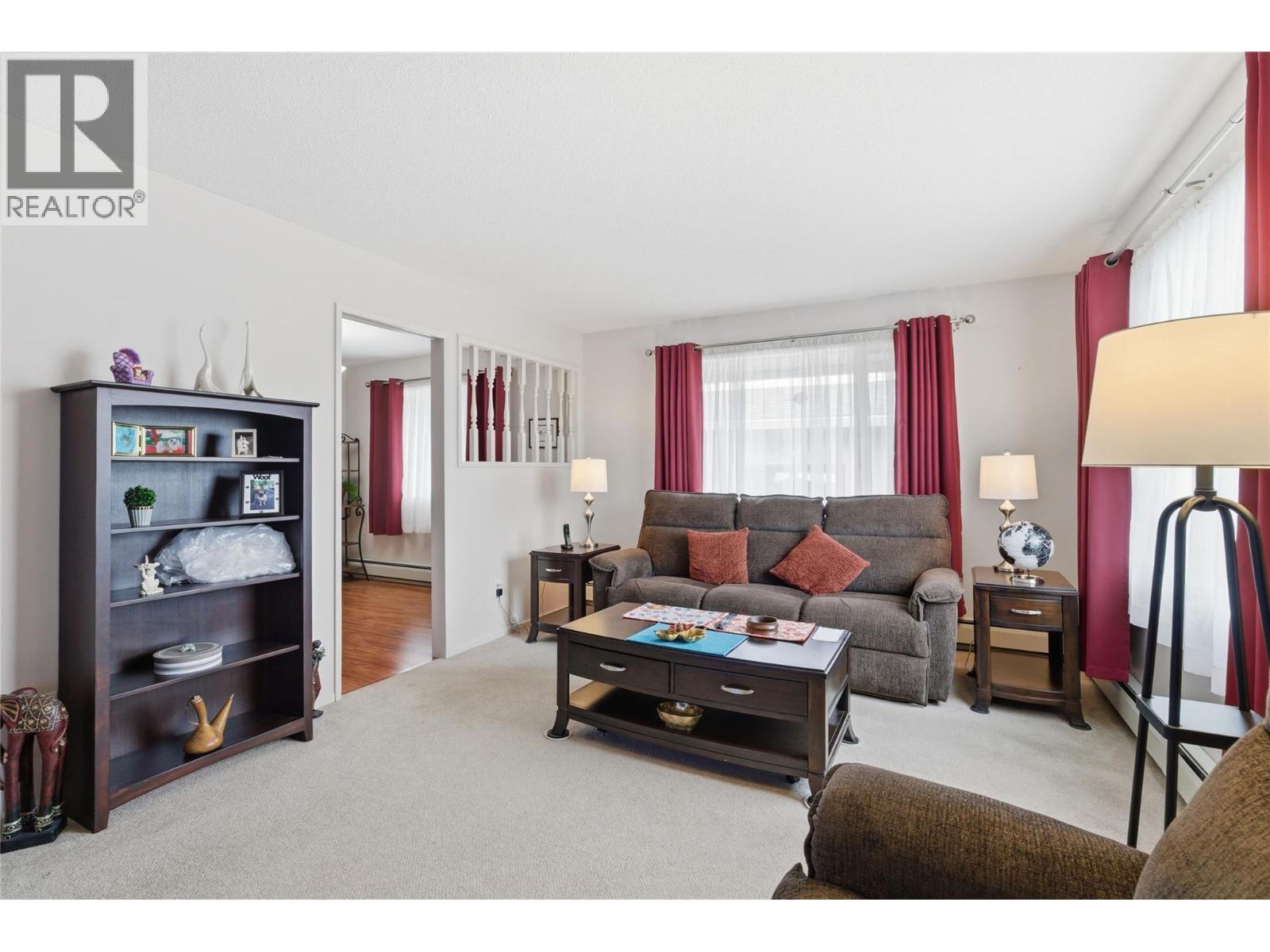 2102 CLAPPERTON Avenue - 31