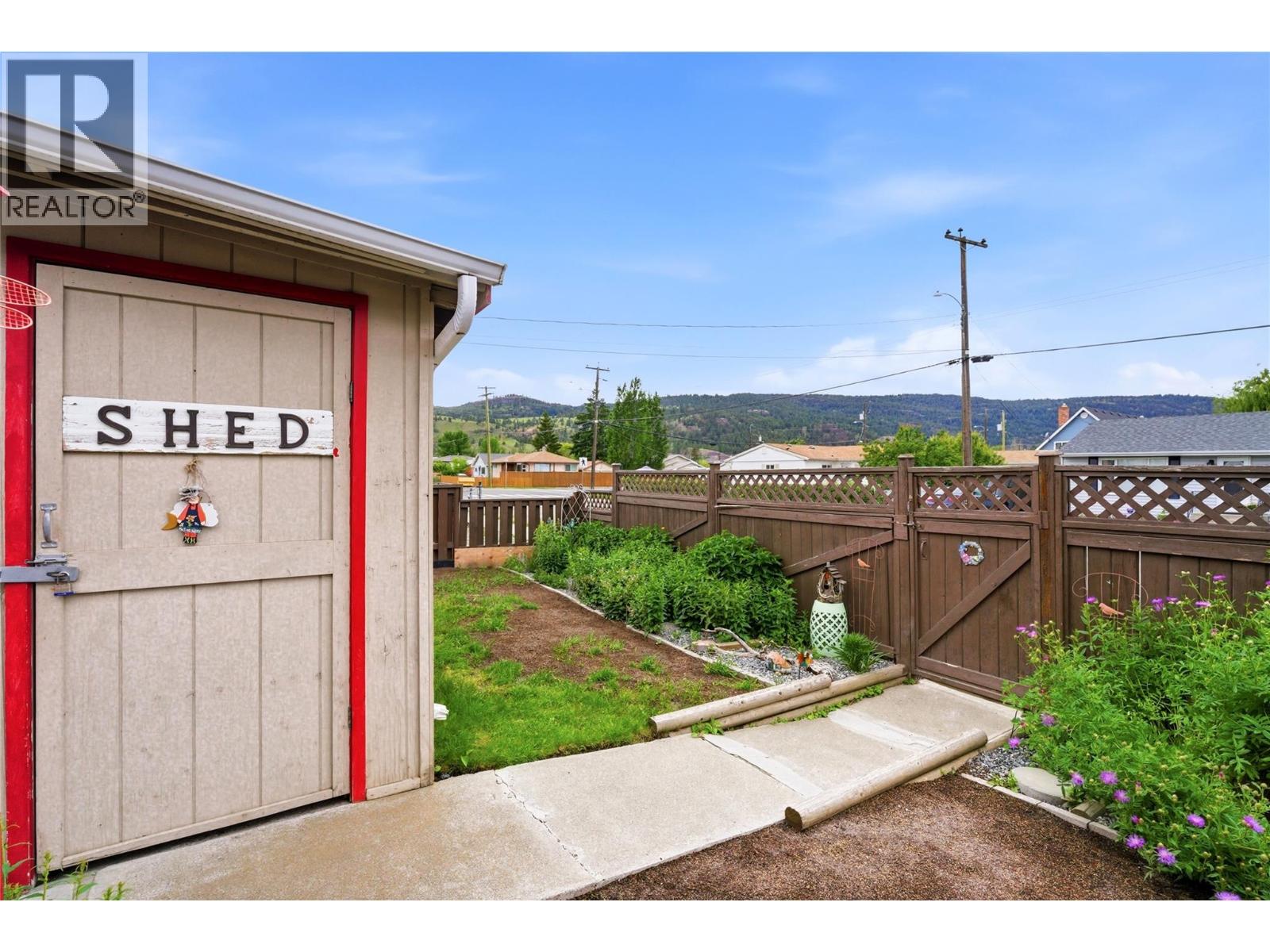 2102 CLAPPERTON Avenue - Image 7