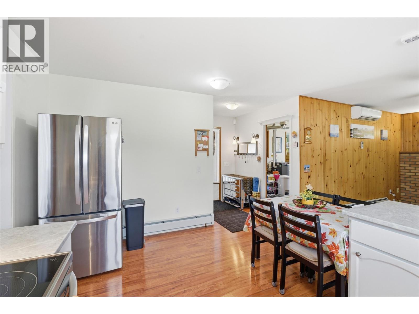 2102 CLAPPERTON Avenue - 18