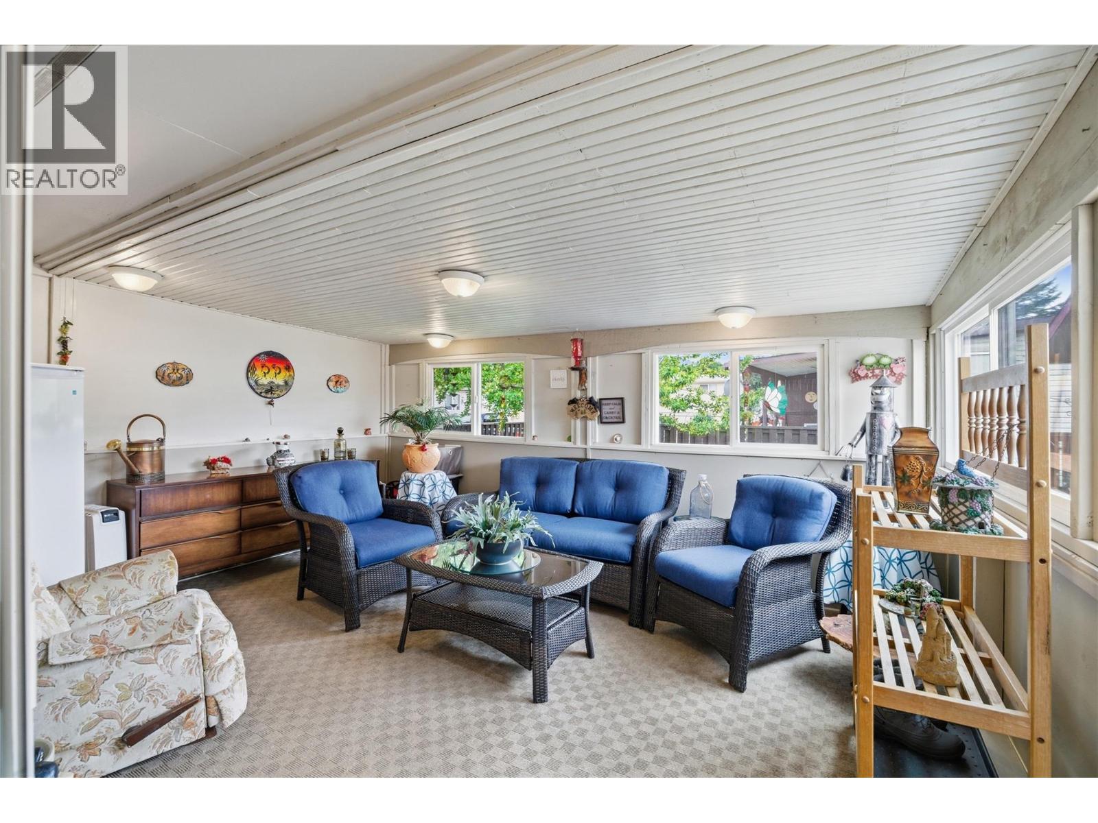 2102 CLAPPERTON Avenue - Image 23