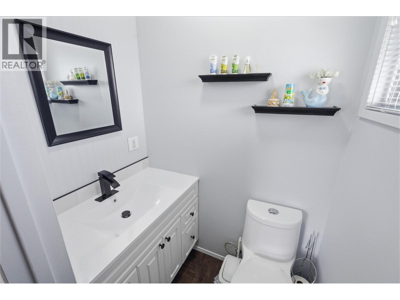 2102 CLAPPERTON Avenue - 49