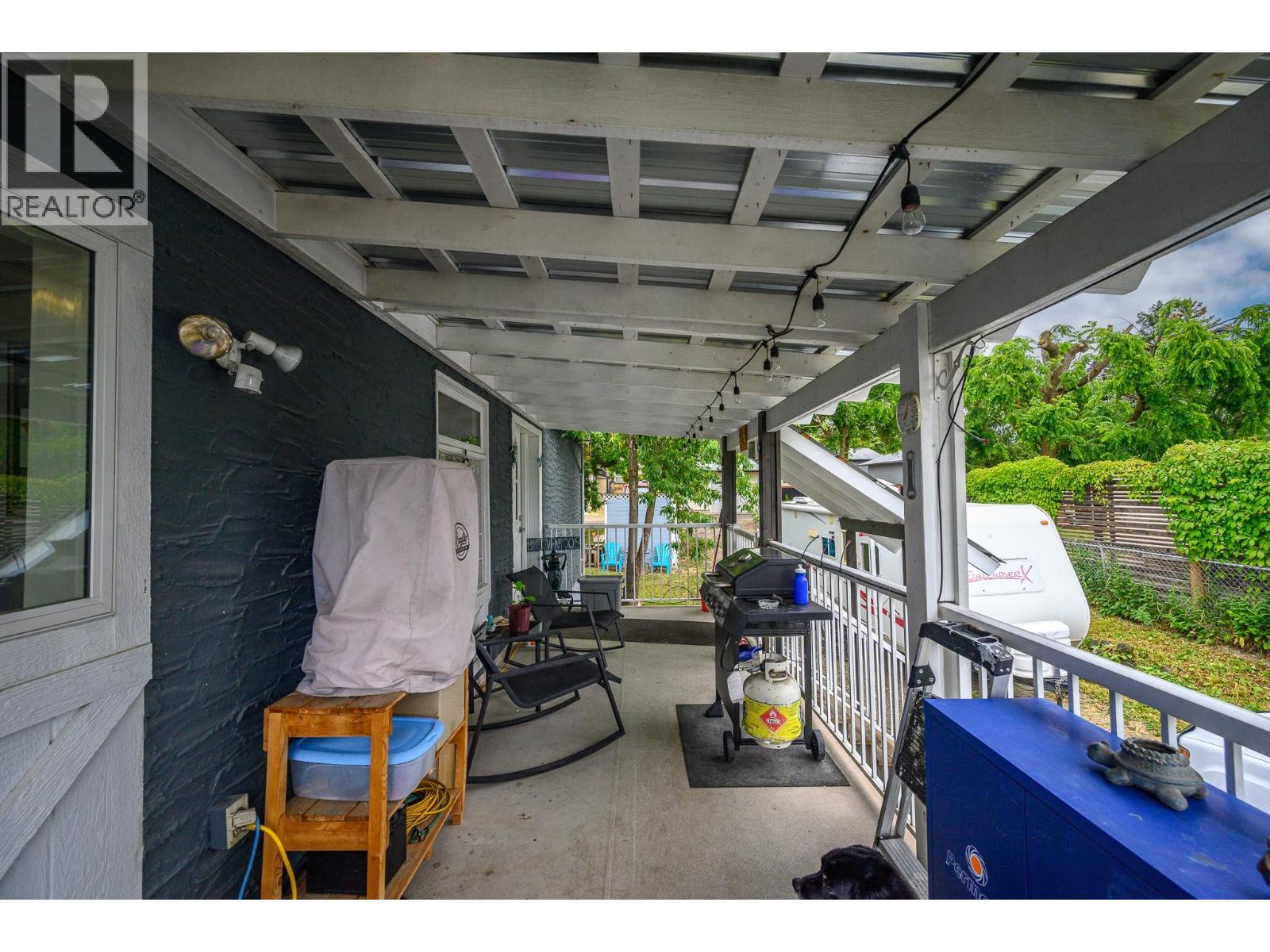 1906 32 Avenue - Image 38
