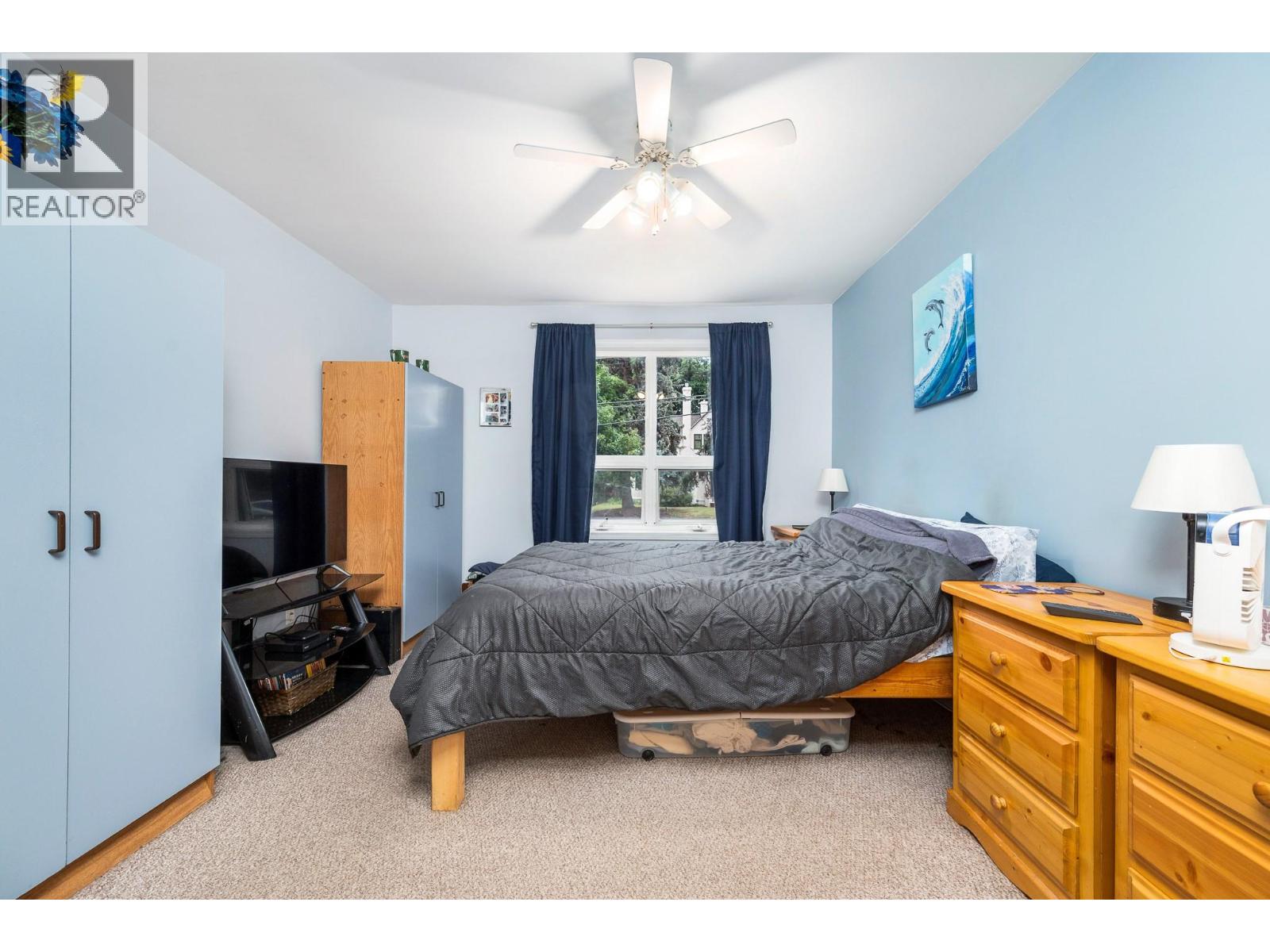 1906 32 Avenue - Image 24