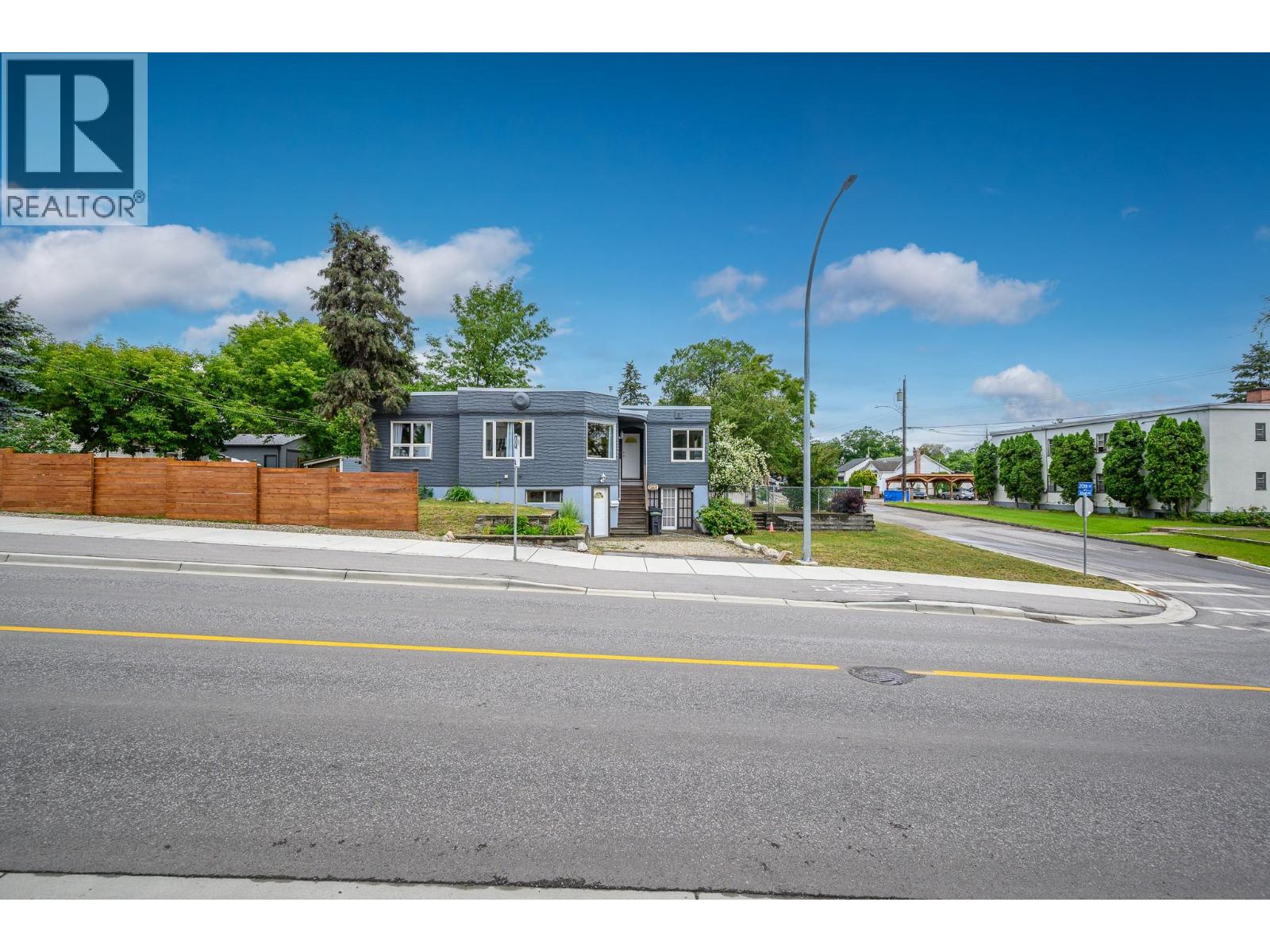 1906 32 Avenue - 1