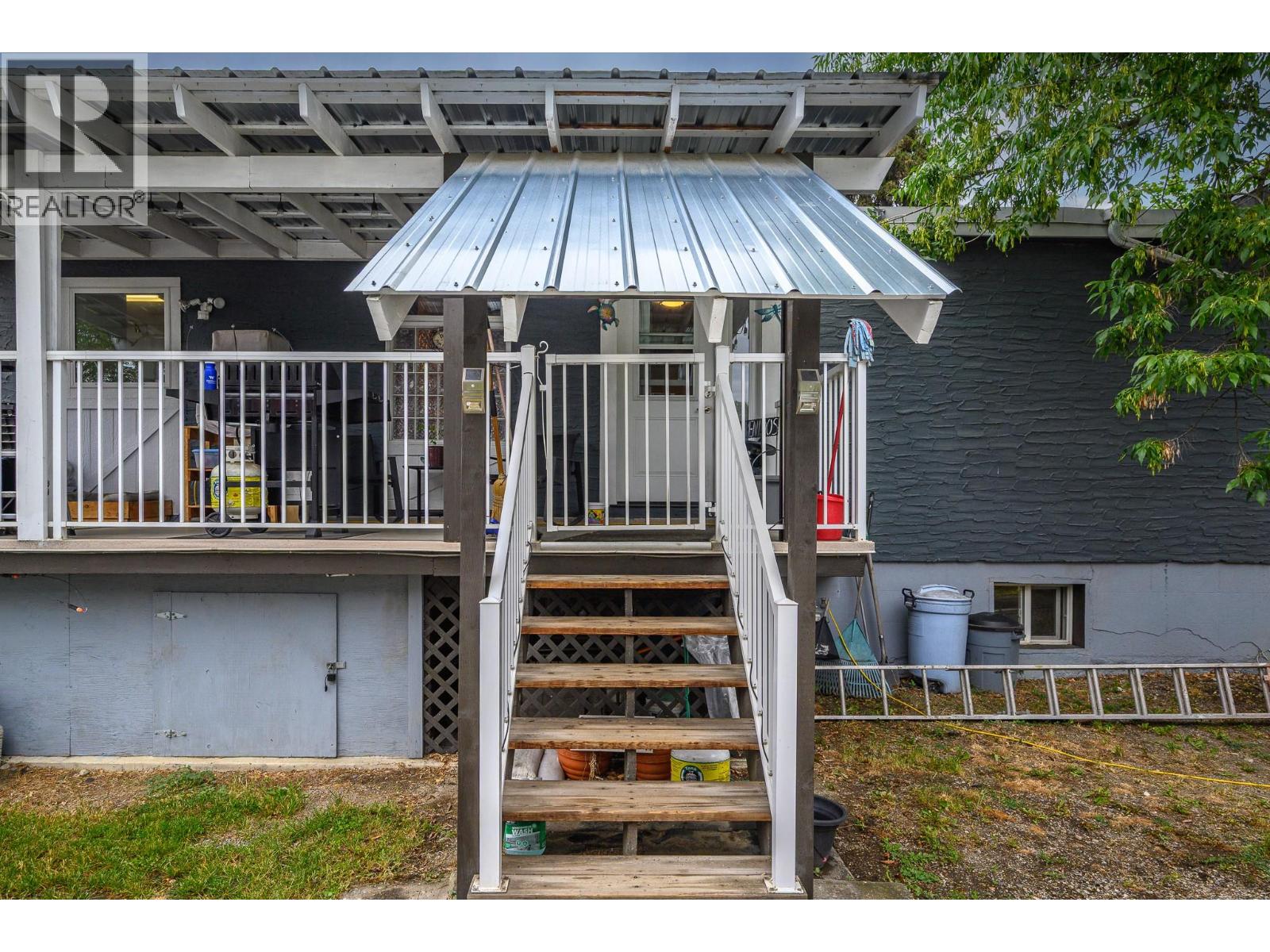 1906 32 Avenue - Image 36
