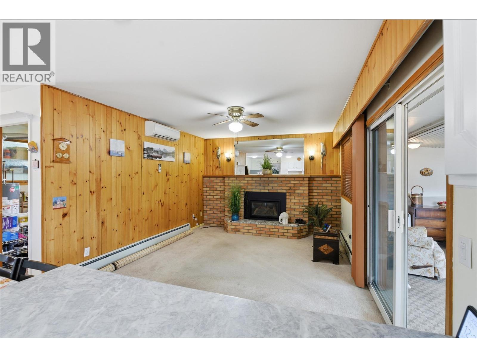 2102 CLAPPERTON Avenue - 20