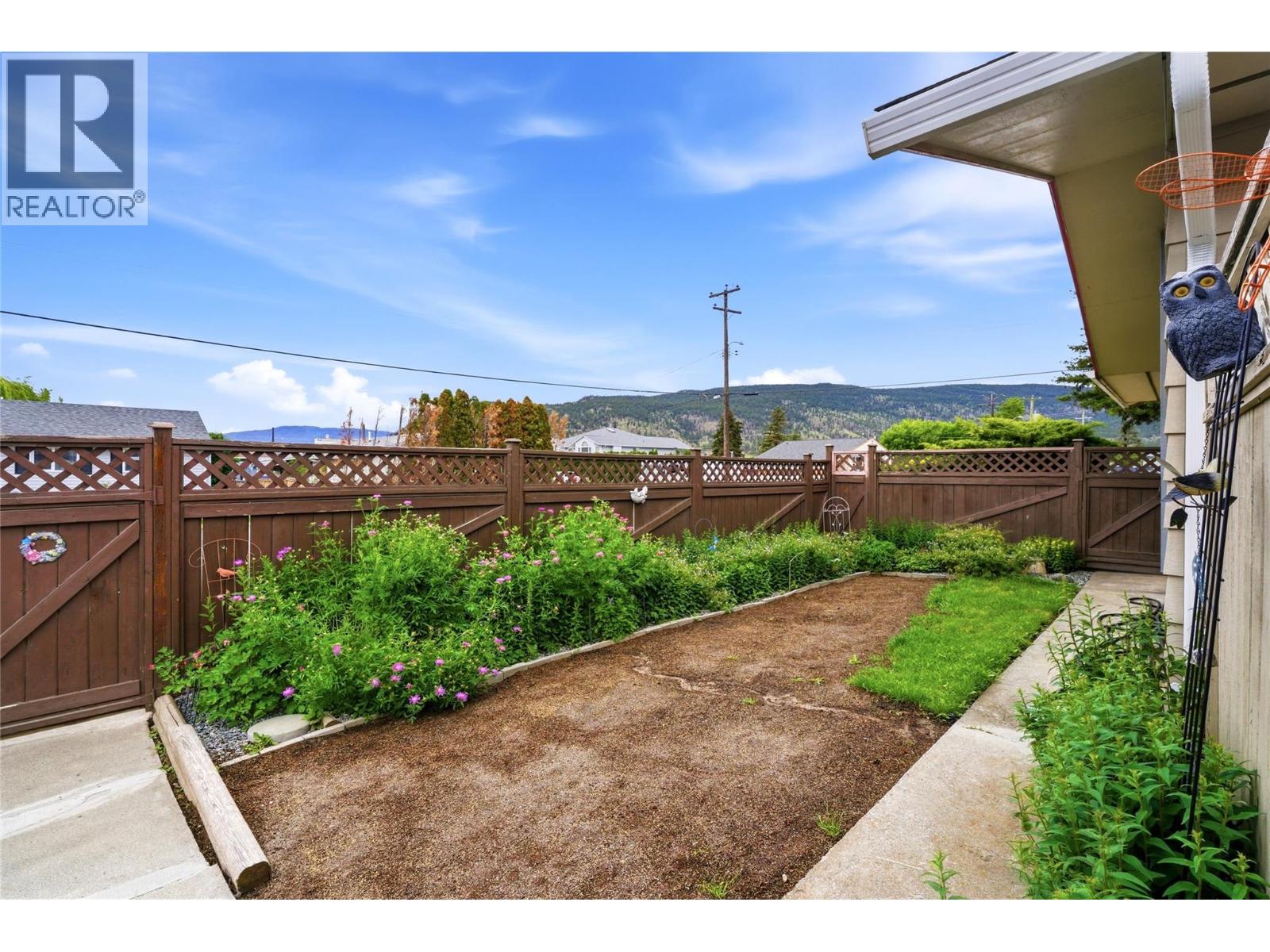 2102 CLAPPERTON Avenue - Image 59
