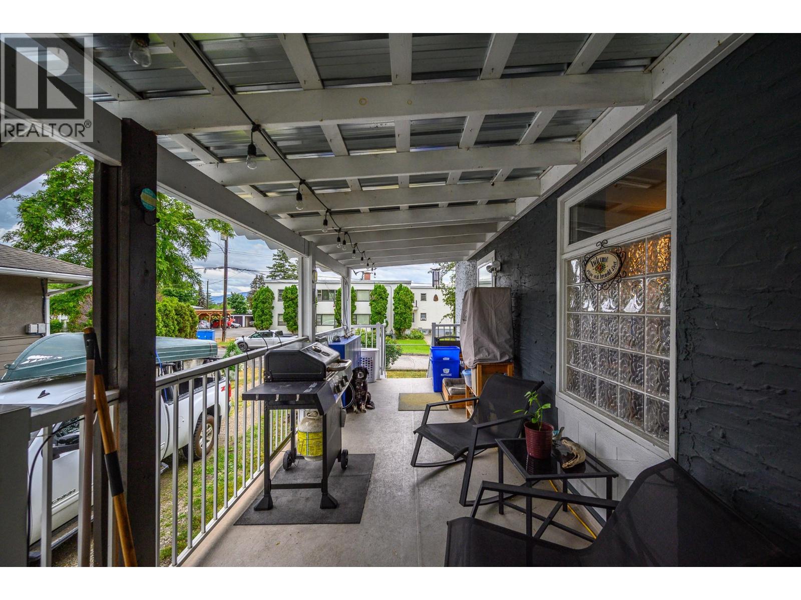 1906 32 Avenue - 37