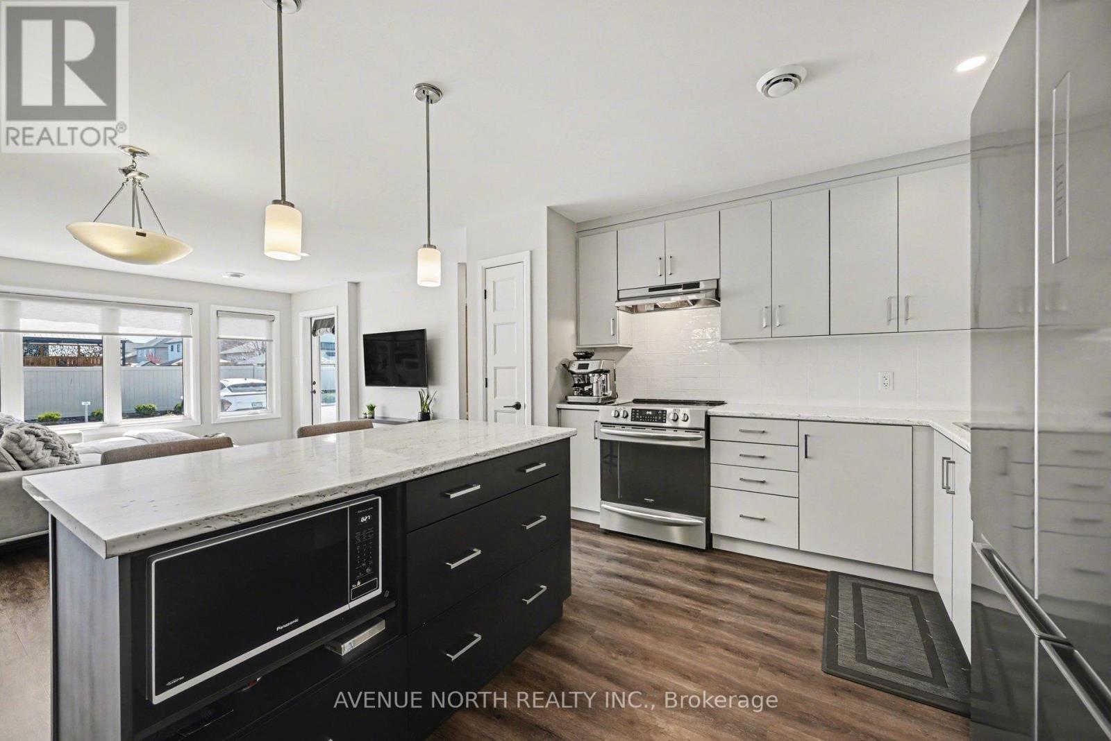 #102 271 BELFORT STREET - 13