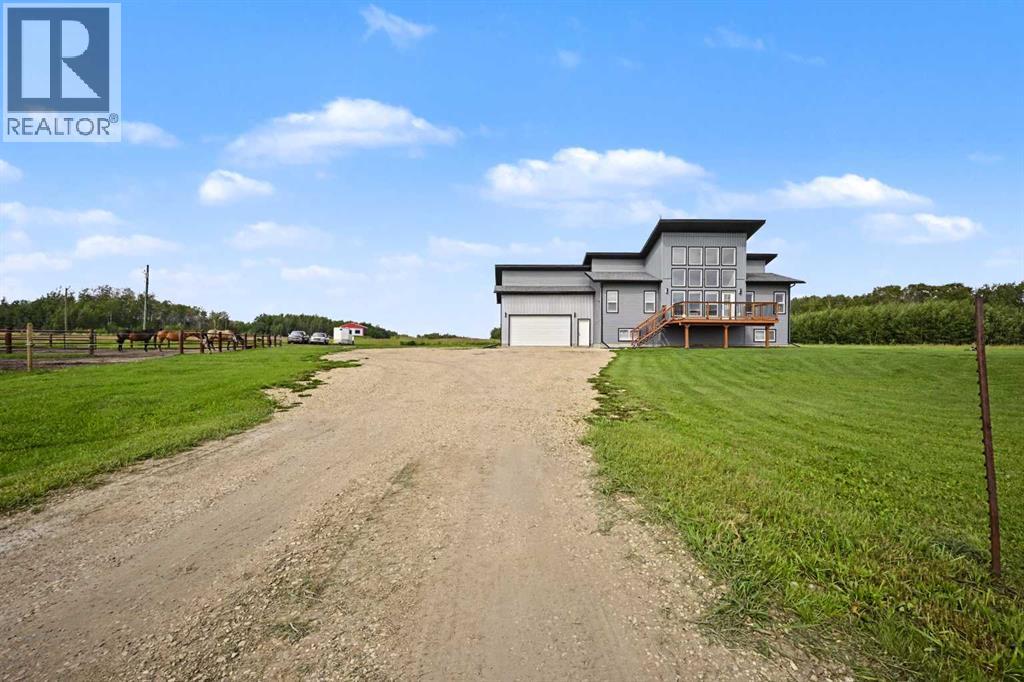 2,715049 Range Road 40 - 1
