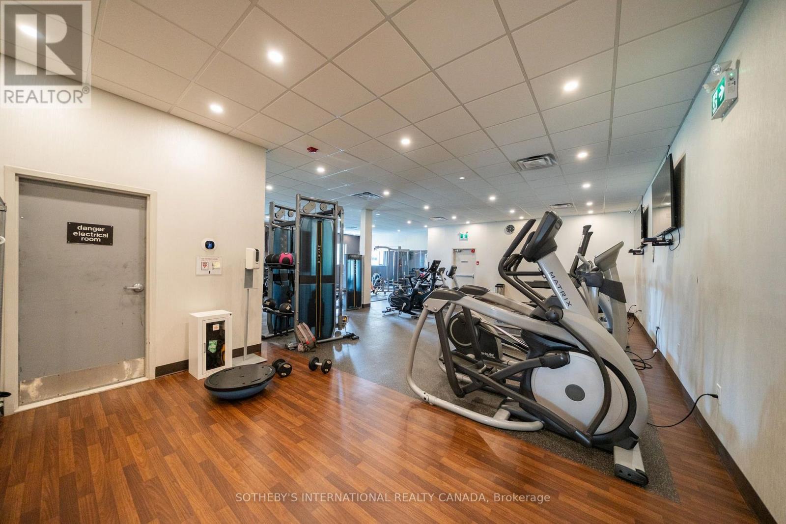 #1110 812 BURNHAMTHORPE ROAD - Image 35