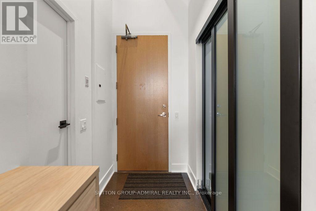 #124 1001 ROSELAWN AVENUE - 24