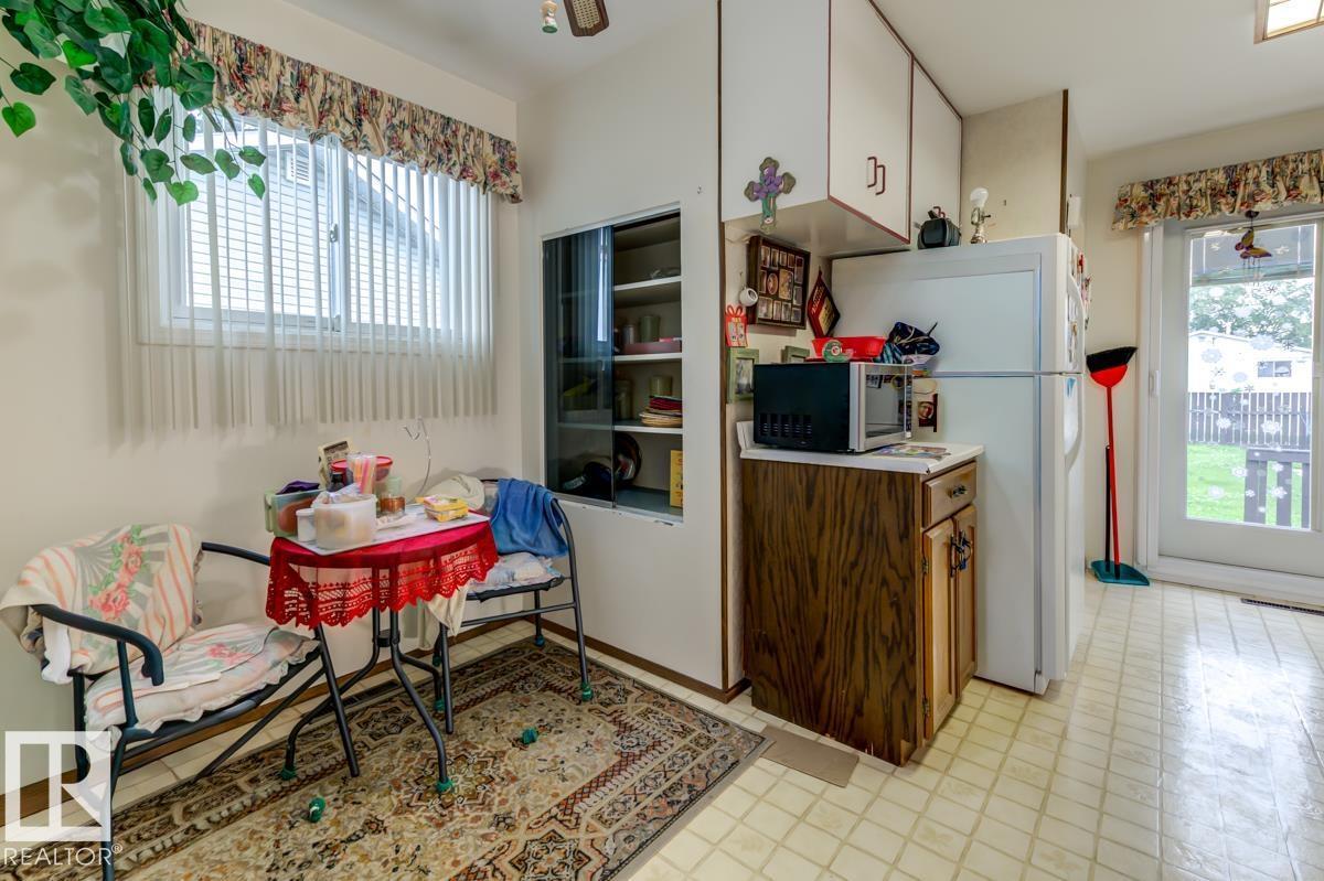 13517 136 ST NW - 12