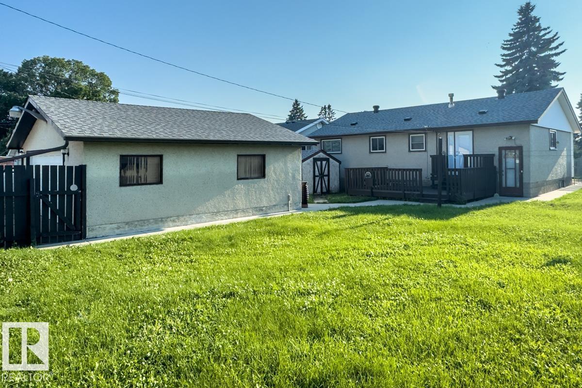 13517 136 ST NW - 48