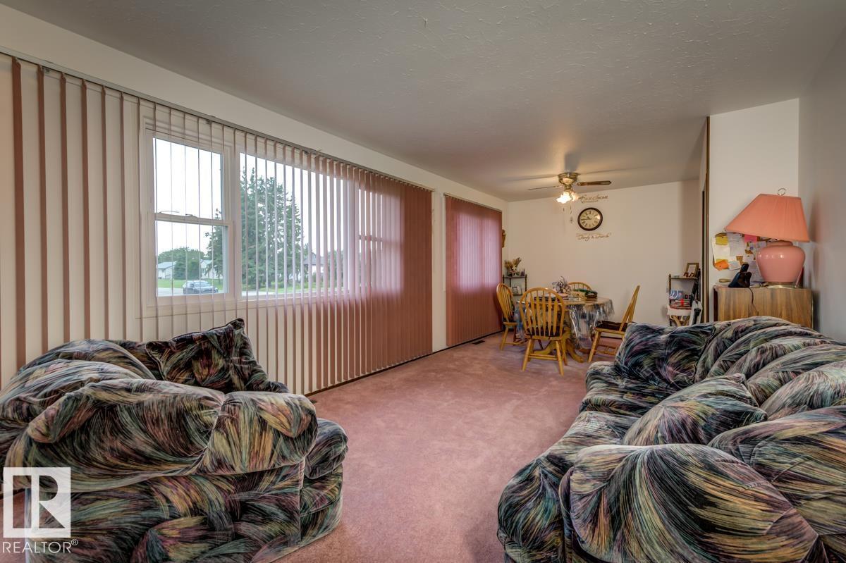 13517 136 ST NW, Wellington, Edmonton photo 5