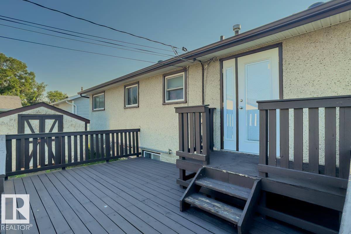 13517 136 ST NW - 50