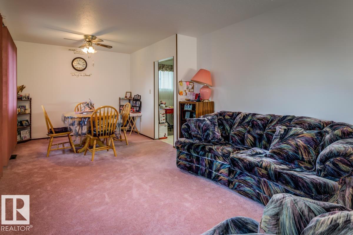 13517 136 ST NW - 6