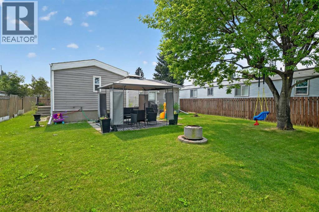 913 Spring Haven Court SE, Big Springs, Airdrie photo 3