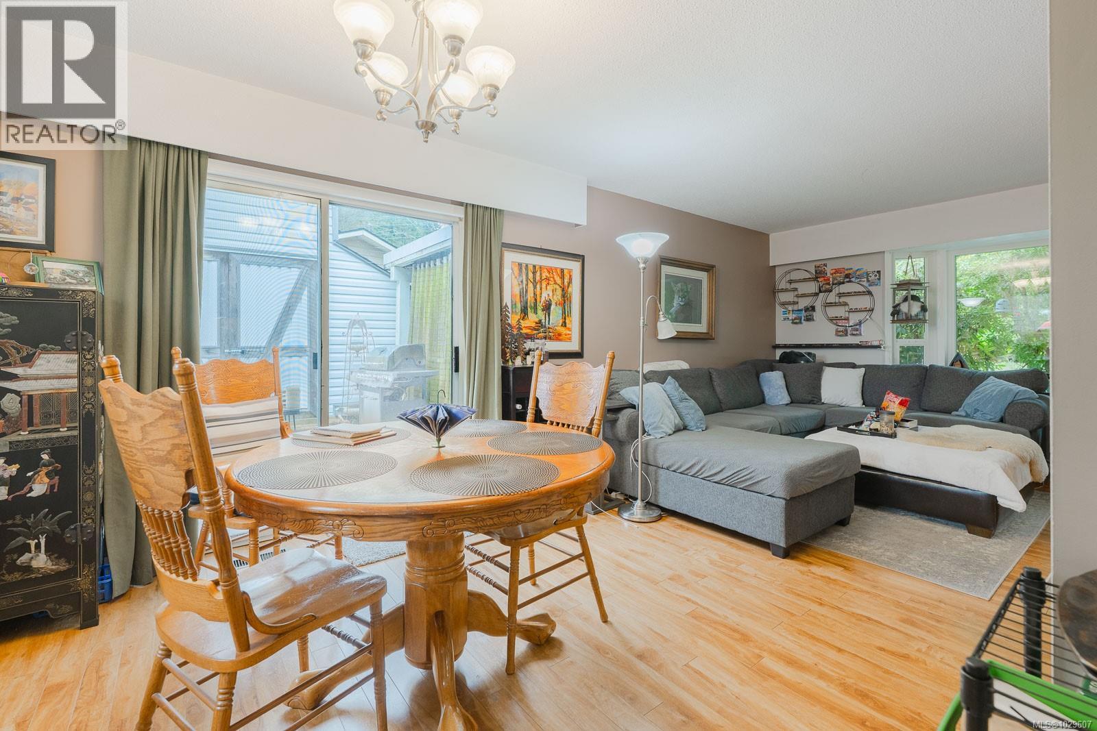 395 Dogwood Dr - 7