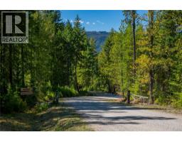 1423 Purcell Lane, Johnsons Landing, BC V0G1A0 Photo 27