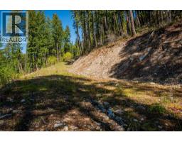 1423 Purcell Lane, Johnsons Landing, BC V0G1A0 Photo 18