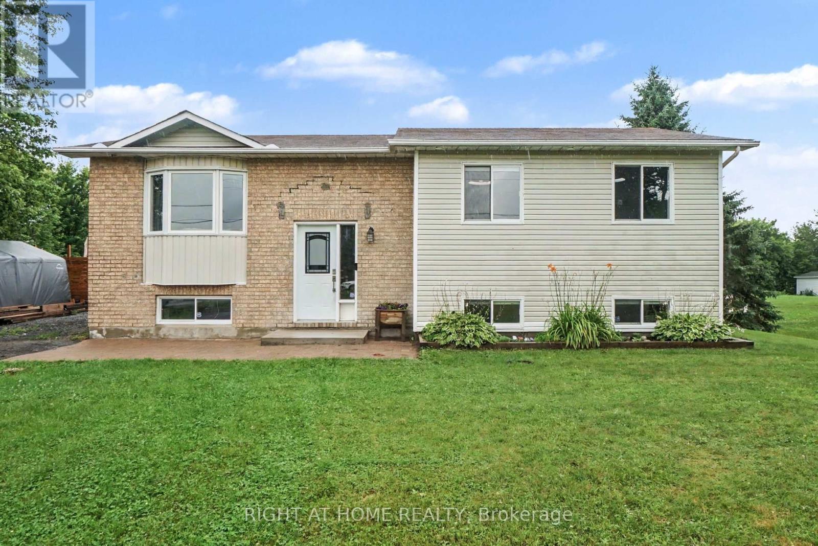 3320 GENDRON ROAD - 2