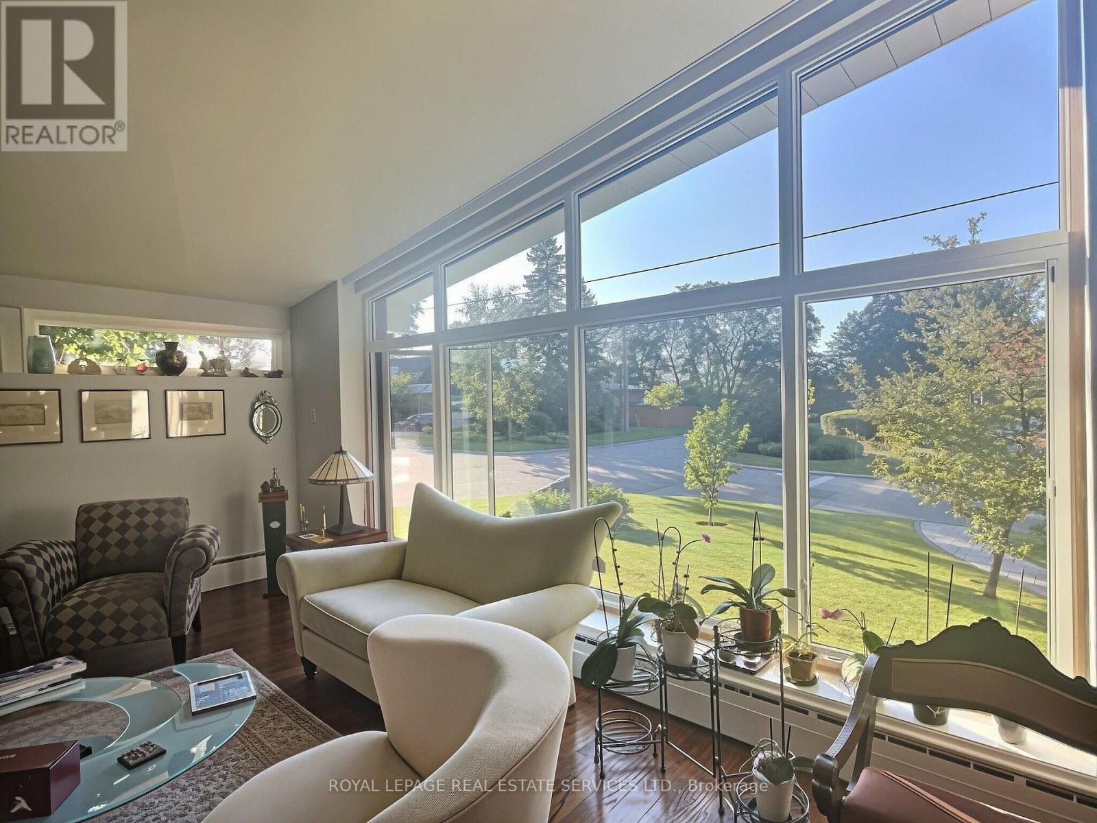 33 BLUE FOREST DRIVE - 11