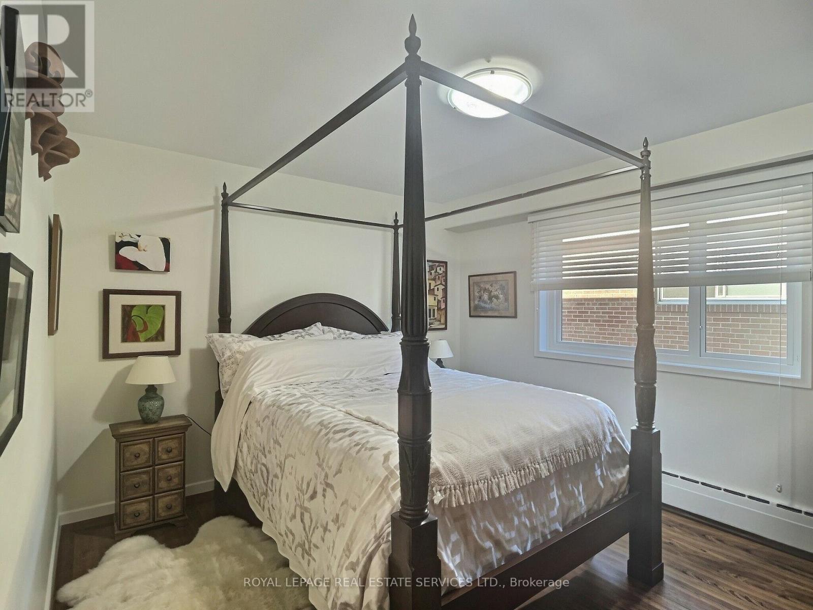 33 BLUE FOREST DRIVE - 24