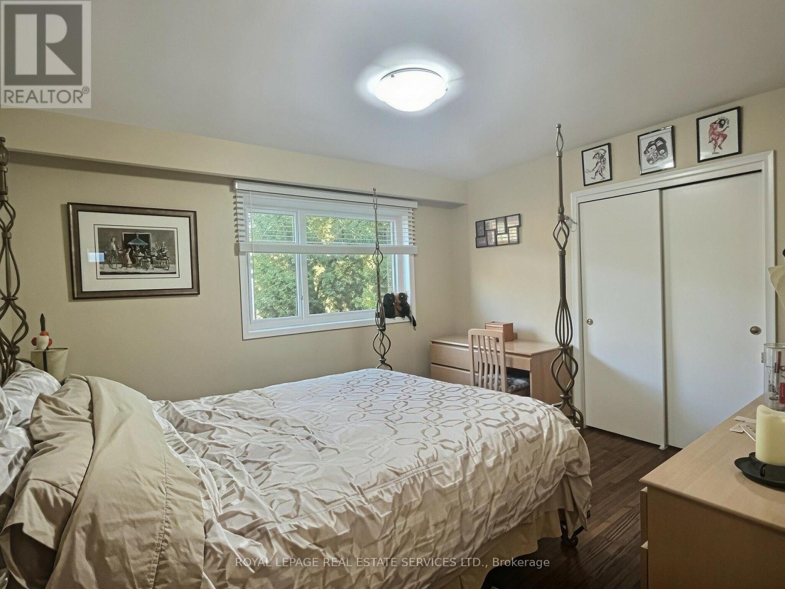 33 BLUE FOREST DRIVE - 25