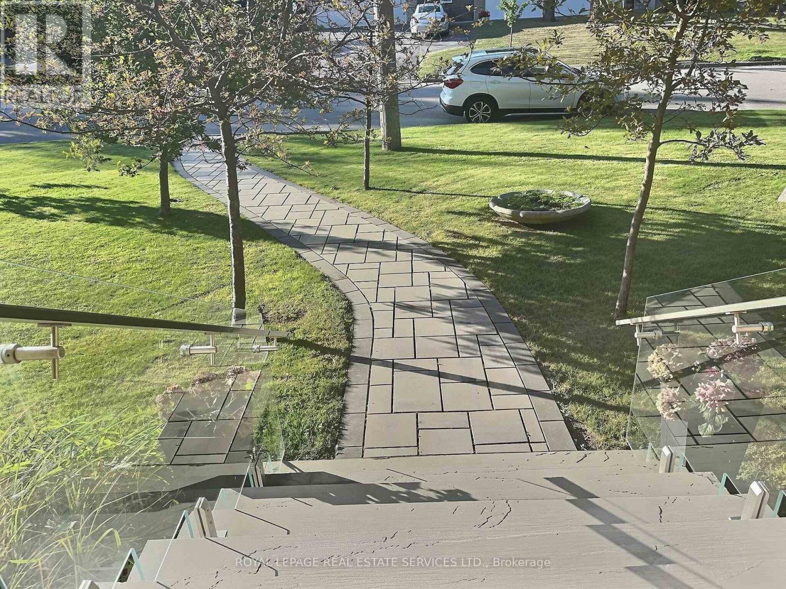33 BLUE FOREST DRIVE - 3