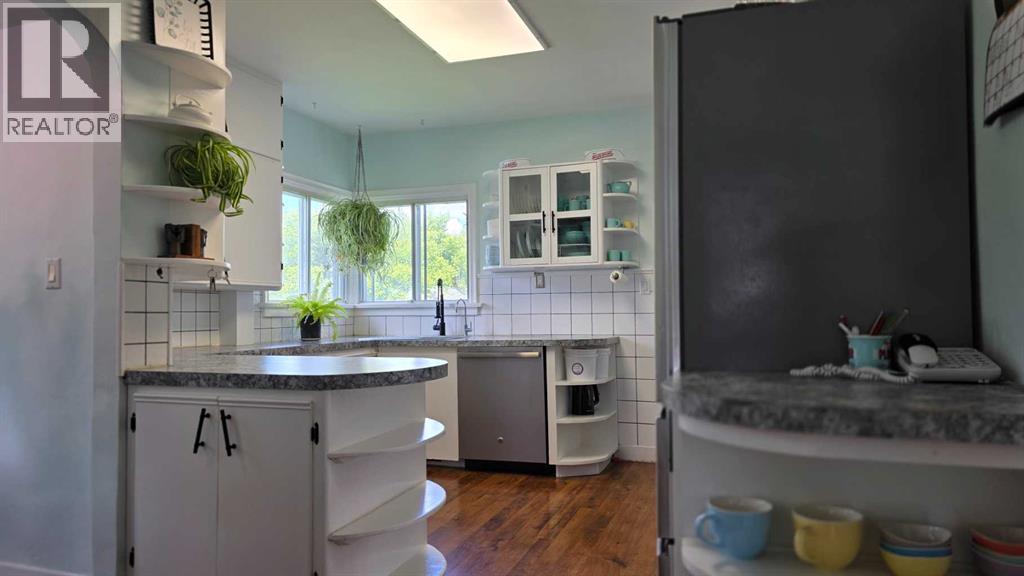 5105 WINDSOR Avenue - 12